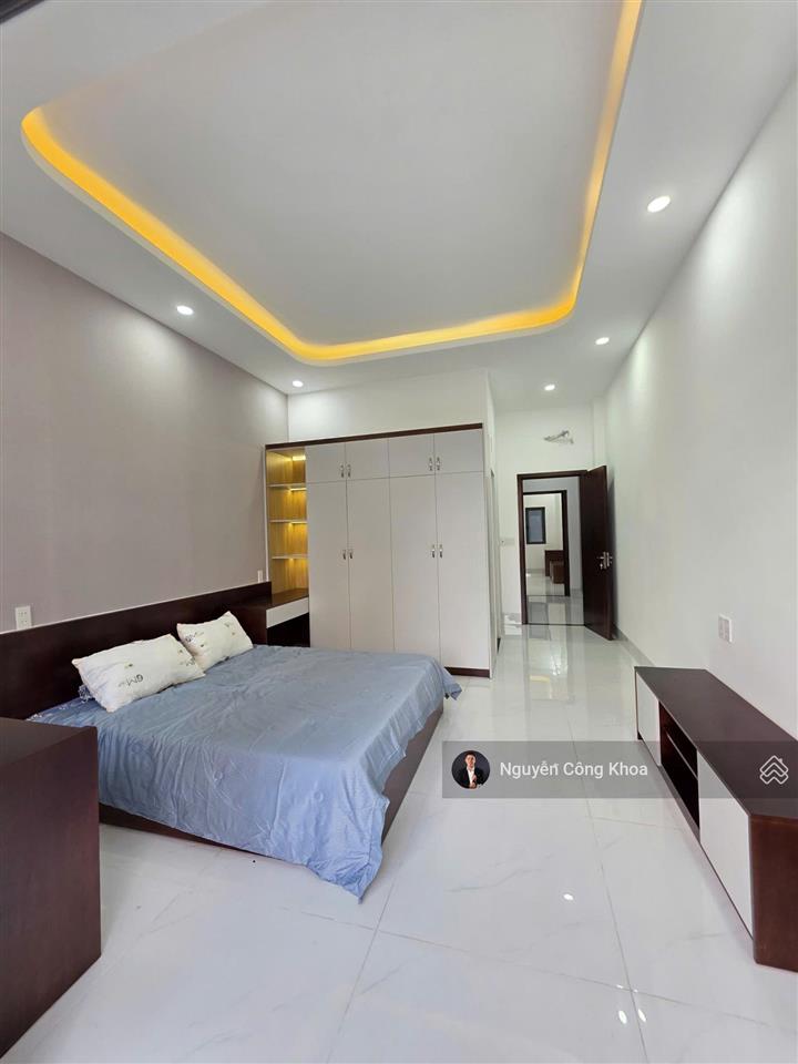Bán vội nhà 1t2l hoàn công, 4 phòng ngủ, kdc đẹp gần chợ phú phong, p. bình chuẩn, tp. thuận an