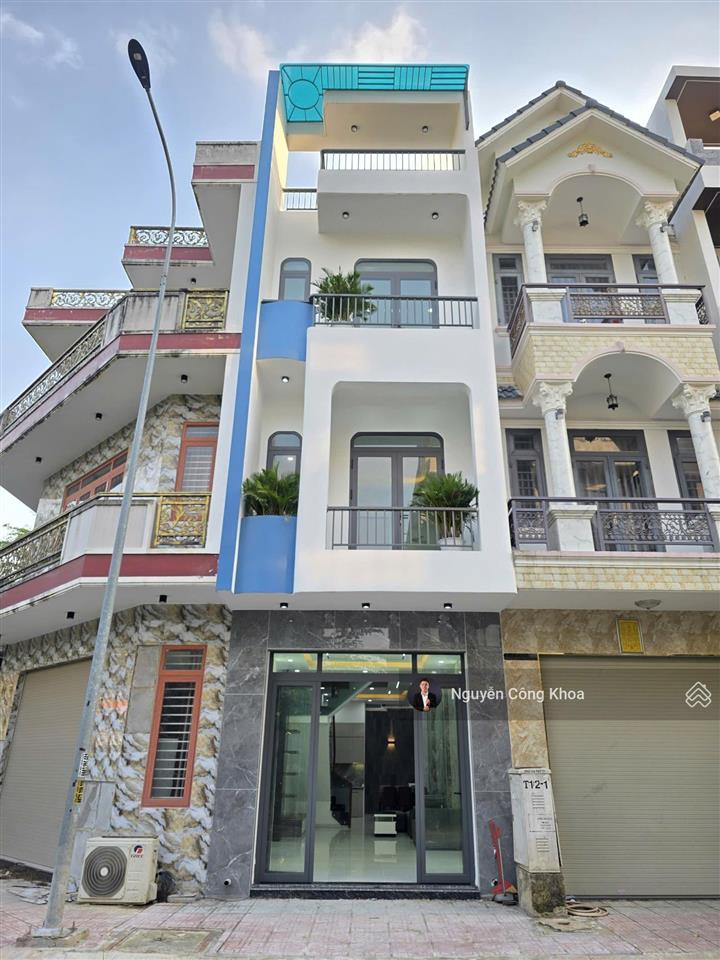 Bán vội nhà 1t2l hoàn công, 4 phòng ngủ, kdc đẹp gần chợ phú phong, p. bình chuẩn, tp. thuận an