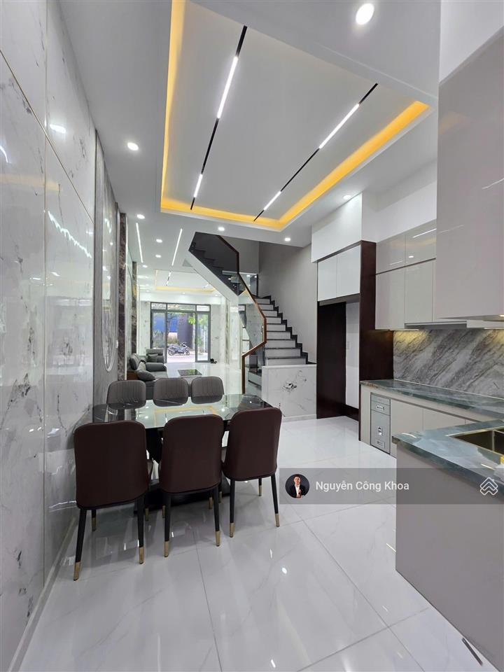 Bán vội nhà 1t2l hoàn công, 4 phòng ngủ, kdc đẹp gần chợ phú phong, p. bình chuẩn, tp. thuận an