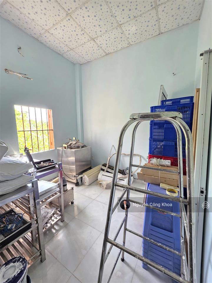 Bán nhà 1t 1l sân ôtô, 3 phòng ngủ, gần trường học các cấp, p. tân đông hiệp, tp. dĩ an