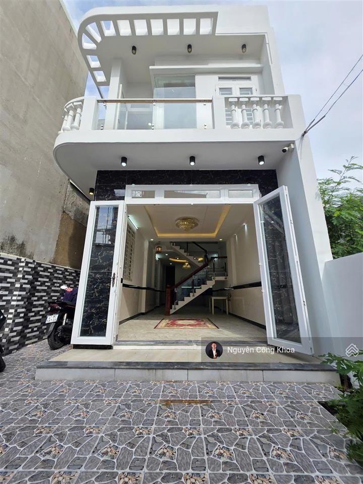 Bán nhà 89,7m2, sân rộng, 2 phòng ngủ, gần go, p. đông hòa, tp. dĩ an