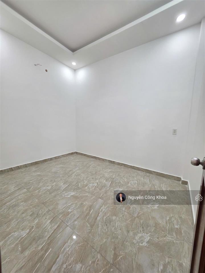 Bán nhà 89,7m2, sân rộng, 2 phòng ngủ, gần go, p. đông hòa, tp. dĩ an