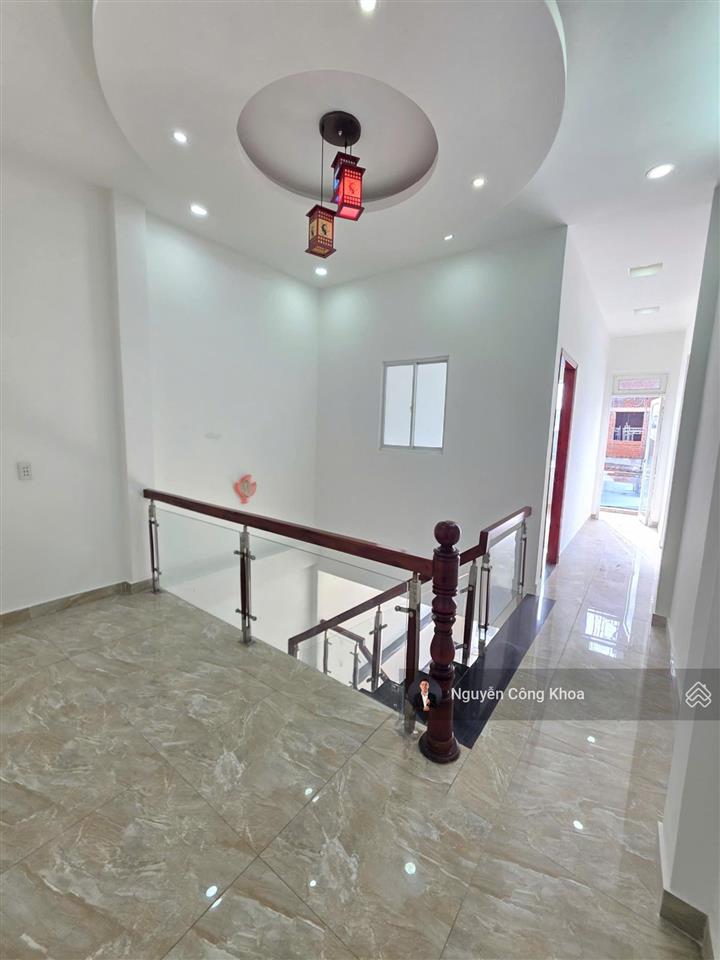 Bán nhà 89,7m2, sân rộng, 2 phòng ngủ, gần go, p. đông hòa, tp. dĩ an
