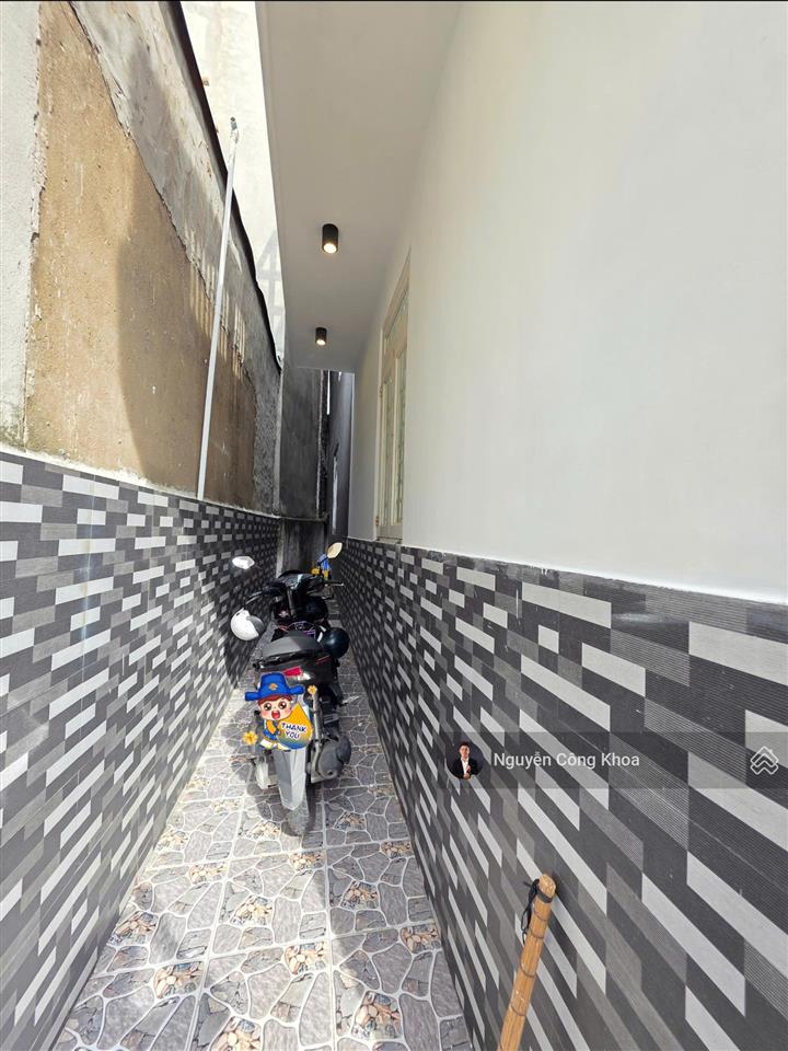 Bán nhà 89,7m2, sân rộng, 2 phòng ngủ, gần go, p. đông hòa, tp. dĩ an