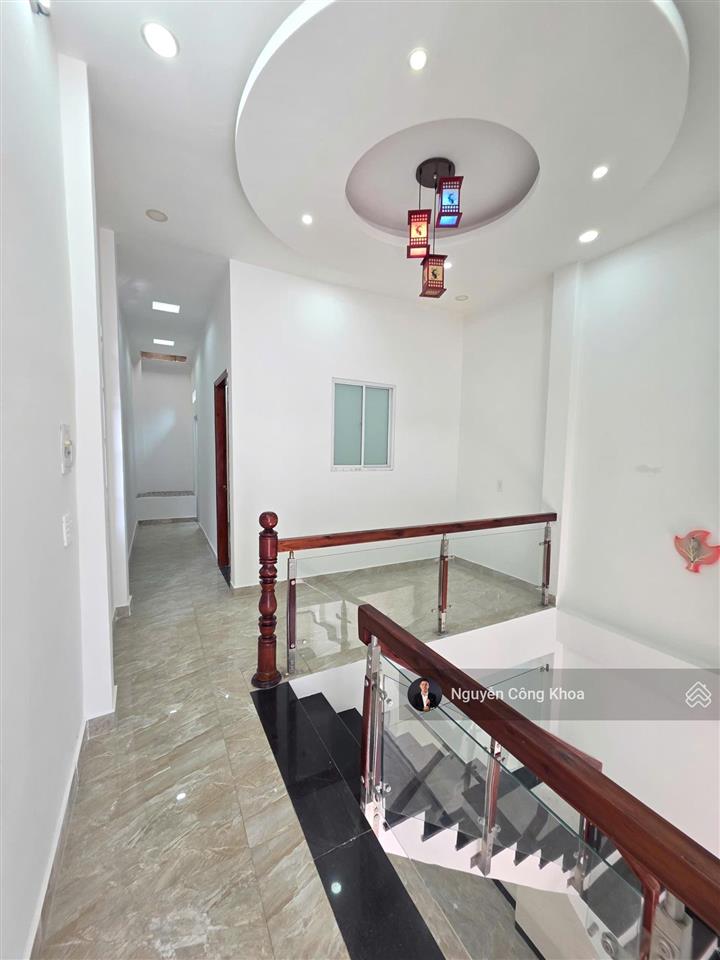 Bán nhà 89,7m2, sân rộng, 2 phòng ngủ, gần go, p. đông hòa, tp. dĩ an