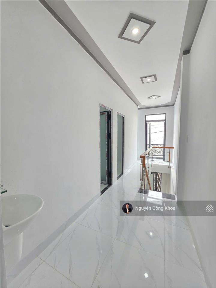 Bán nhà 1t1l xây mới, 2,48 tỷ, 2 phòng ngủ, gần chợ và kcn sóng thần, p. dĩ an, tp. dĩ an