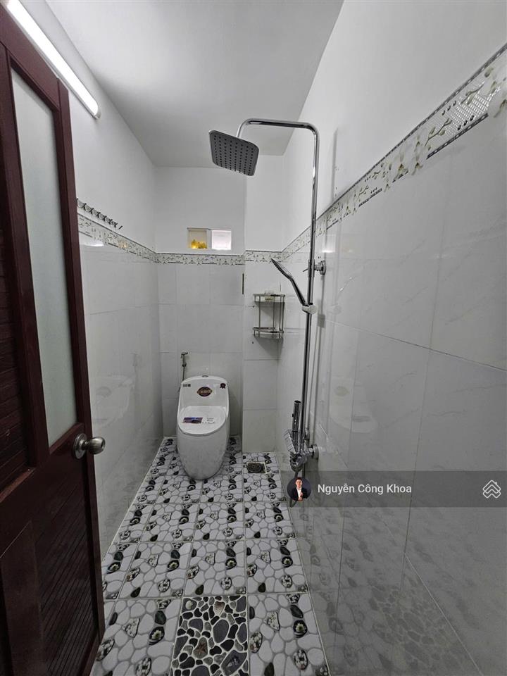 Bán nhà 1t 1l ngang 5m, full nội thất, gần chợ phú phong 300m, p. bình chuẩn, tp. thuận an