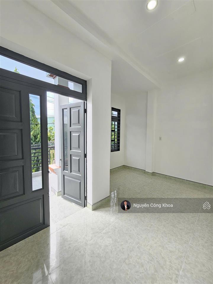 Bán nhà 1t 1l ngang 5m, full nội thất, gần chợ phú phong 300m, p. bình chuẩn, tp. thuận an
