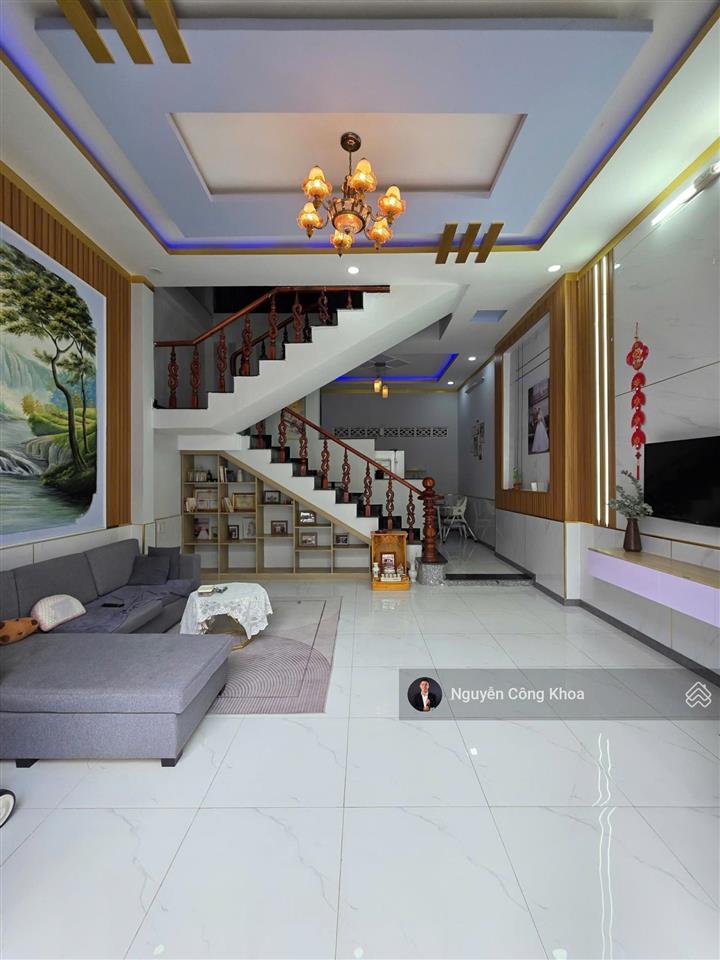 Bán nhà 1t1l rẻ, 5x19,1m, sân ôtô, 3 phòng ngủ, gần ngã tư miếu ông cù, p. bình chuẩn, thuận an