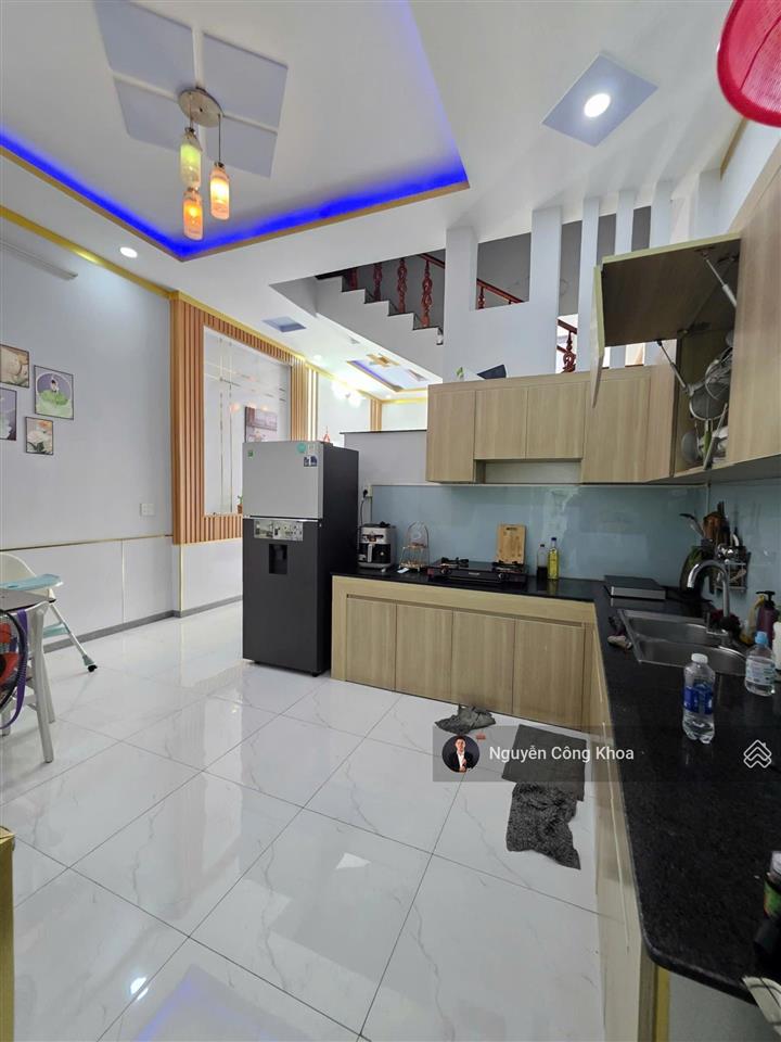 Bán nhà 1t1l rẻ, 5x19,1m, sân ôtô, 3 phòng ngủ, gần ngã tư miếu ông cù, p. bình chuẩn, thuận an
