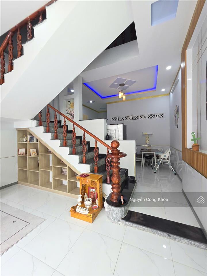 Bán nhà 1t1l rẻ, 5x19,1m, sân ôtô, 3 phòng ngủ, gần ngã tư miếu ông cù, p. bình chuẩn, thuận an