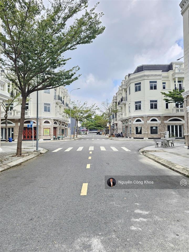 Bán vội nhà 1t2l, 2 mặt thoáng, sân ô tô, 4 phòng ngủ, kdc gần vincom, p. tân đông hiệp, tp. dĩ an