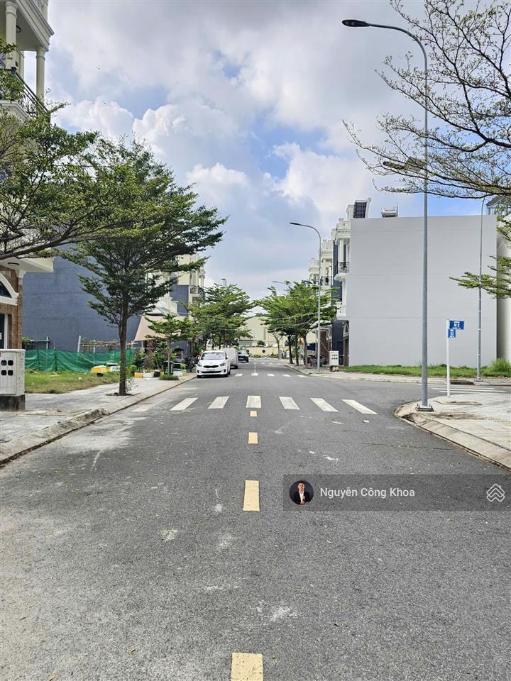 Bán vội nhà 1t2l, 2 mặt thoáng, sân ô tô, 4 phòng ngủ, kdc gần vincom, p. tân đông hiệp, tp. dĩ an