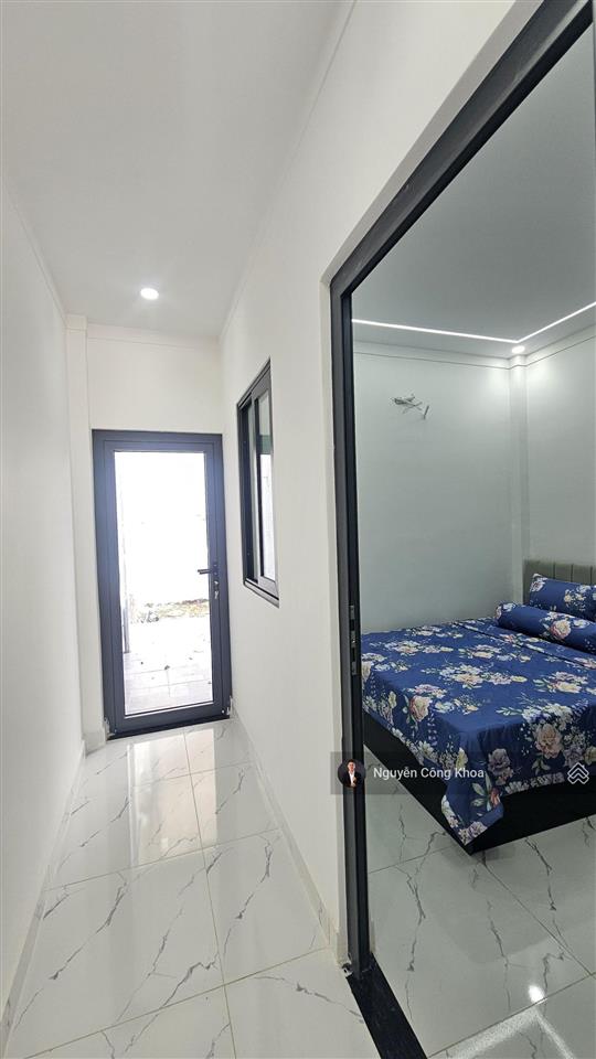 Bán nhà cấp 4 gác đúc rẻ, 2 phòng ngủ, đường 5m, gần chợ đông đô, p. bình chuẩn, tp. thuận an