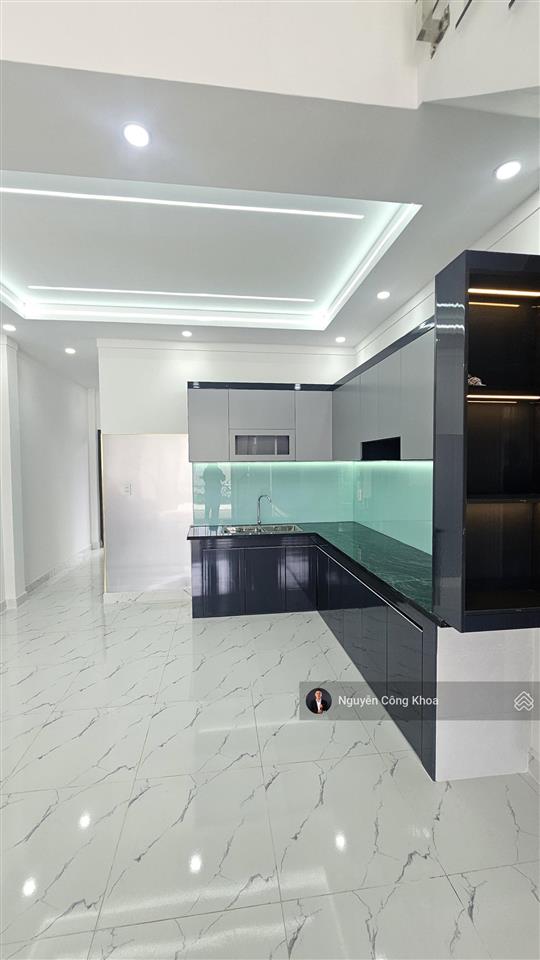 Bán nhà cấp 4 gác đúc rẻ, 2 phòng ngủ, đường 5m, gần chợ đông đô, p. bình chuẩn, tp. thuận an