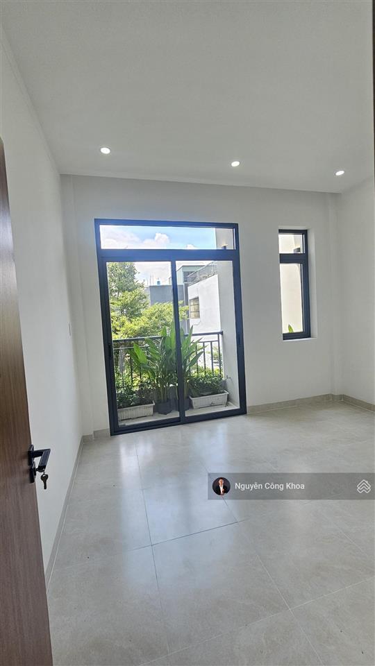 Bán nhà 1t2l mẫu đẹp, hoàn công, 3 phòng ngủ, kdc gần chợ phú phong, p. bình chuẩn, tp. thuận an