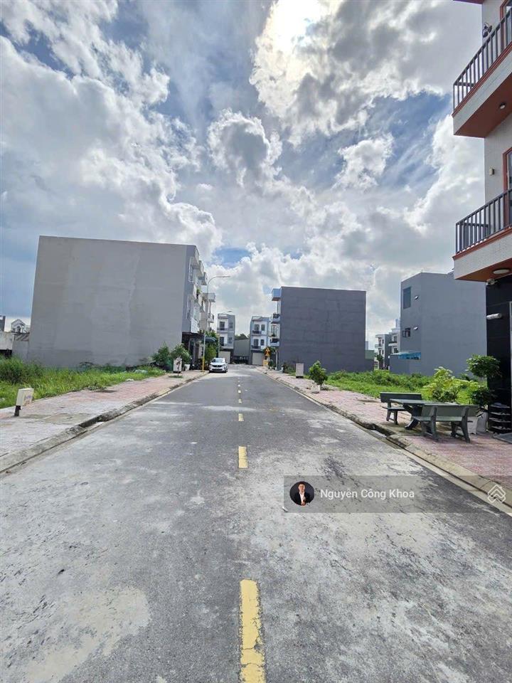 Bán nhà 1t2l hoàn công, sân ôtô, 3 phòng ngủ, kdc gần ngã 6 an phú, p. an phú, tp. thuận an