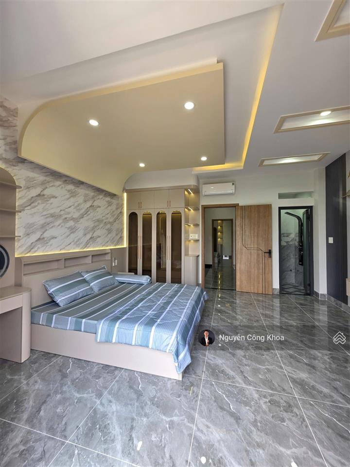 Bán nhà đúc 4 tấm, hoàn công, 5 phòng ngủ, full nội thất, gần bigc go, p. đông hòa, dĩ an