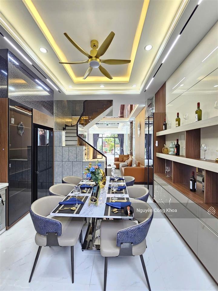 Bán nhà 1t2l hoàn công, sân ô tô, 4 phòng ngủ, gần chợ phú phong 300m, p. bình chuẩn, tp. thuận an