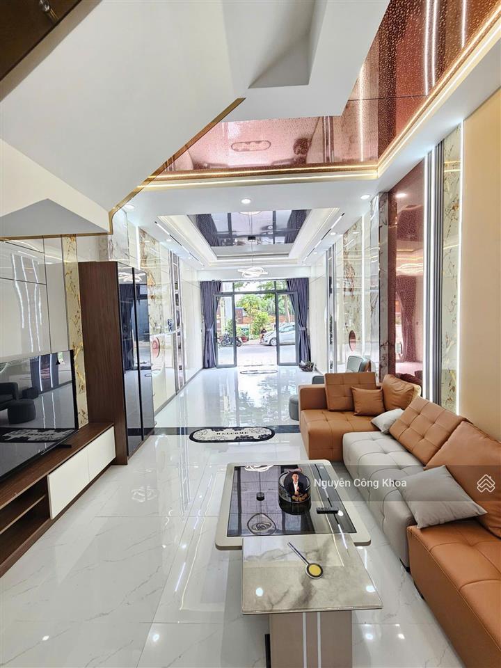 Bán nhà 1t2l hoàn công, sân ô tô, 4 phòng ngủ, gần chợ phú phong 300m, p. bình chuẩn, tp. thuận an