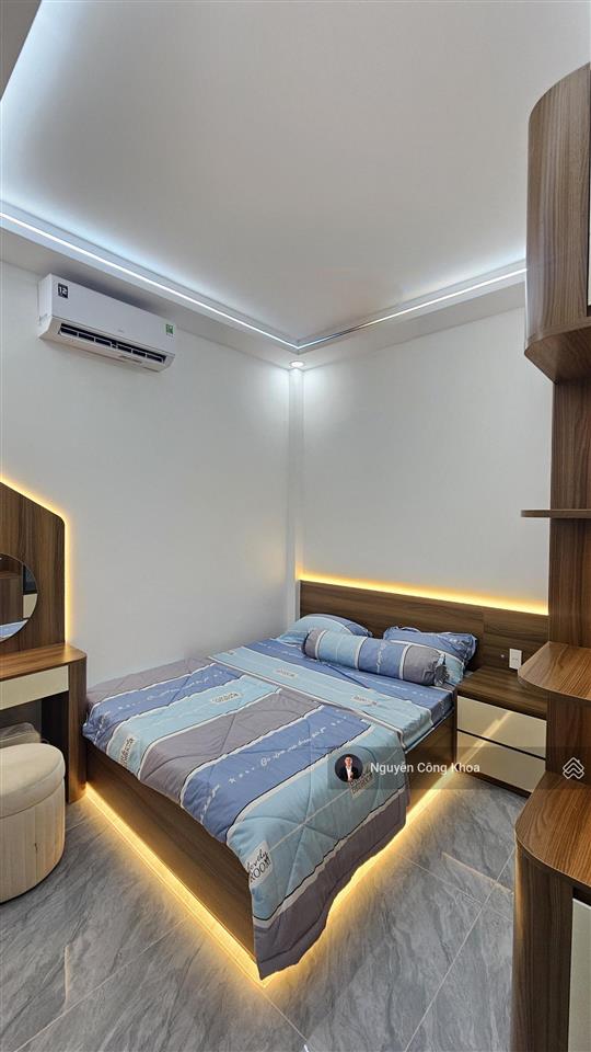 Bán nhà cấp 4 gác đúc, sân sau rộng, full nội thất, gần kdl hố lang, p. tân bình, tp. dĩ an
