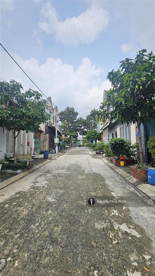 Bán nhà cấp 4 gác đúc, sân sau rộng, full nội thất, gần kdl hố lang, p. tân bình, tp. dĩ an
