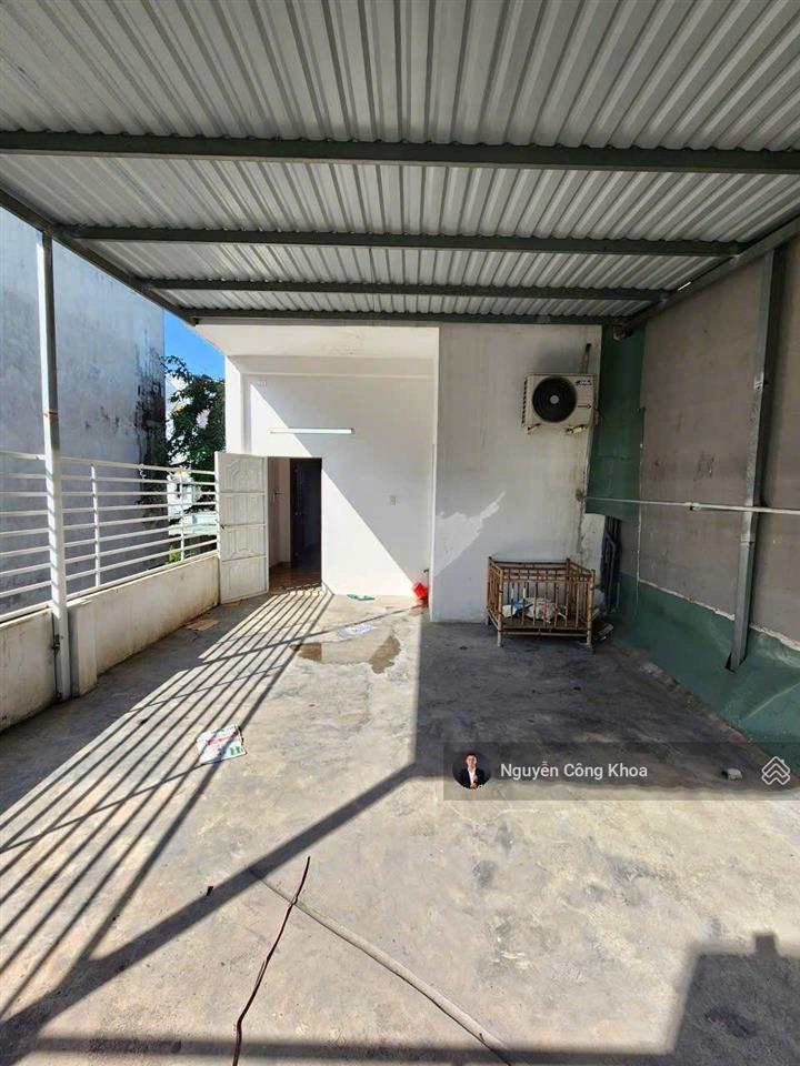 Bán nhà 1t1l rẻ, 2 phòng ngủ, kdc gần chợ lâm phát 200m, phường thuận giao, thành phố thuận an