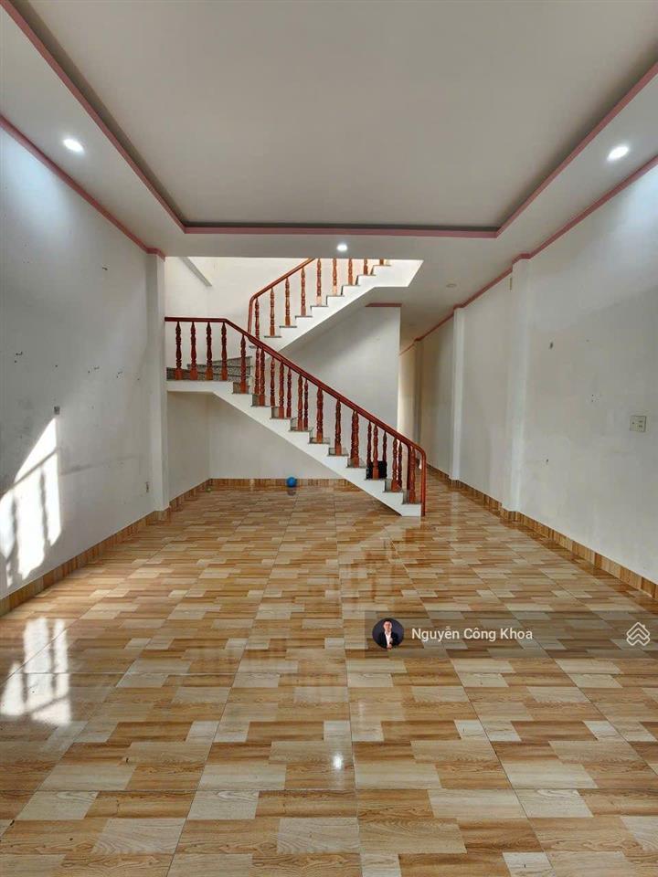 Bán nhà 1t1l rẻ, 2 phòng ngủ, kdc gần chợ lâm phát 200m, phường thuận giao, thành phố thuận an