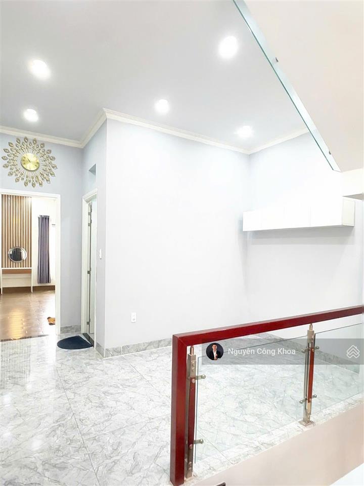 Bán nhà đúc 3 tấm hoàn công, sân ô tô, 4 phòng ngủ, có bảo vệ, gần go, p. đông hòa, tp. hồ chí minh