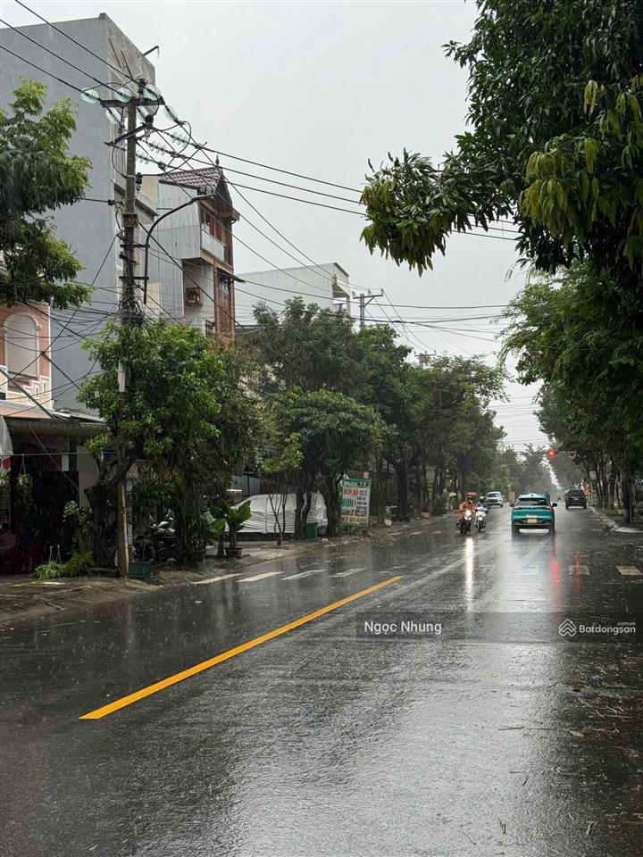 Nhà 4 tầng hồ tùng mậu sát biển nguyễn tất thành  dòng tiền 25tr/tháng