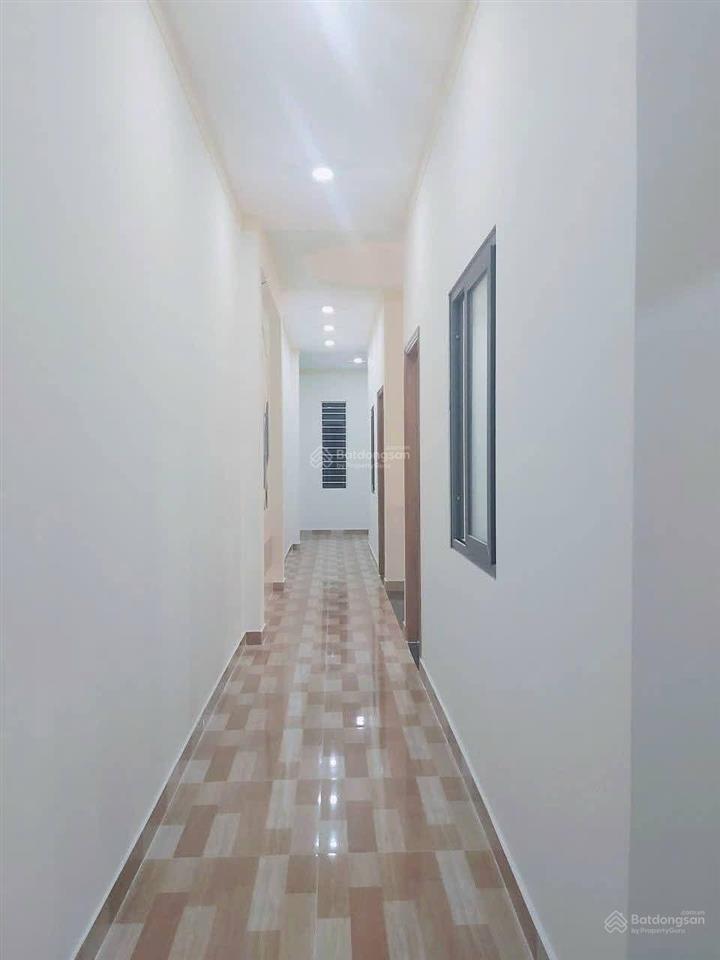 Nhà lầu cần bán tại kdc bửu hòa, biên hòa  ngay 0917 911 *** lvcc