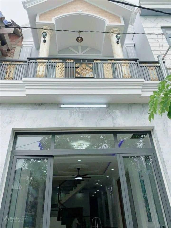 Nhà lầu cần bán tại kdc bửu hòa, biên hòa  ngay 0917 911 *** lvcc