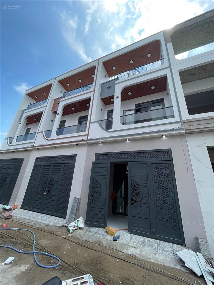 Cần bán nhà lầu mới xây tại kdc hóa an, biên hòa,  0917 911 *** lvcc