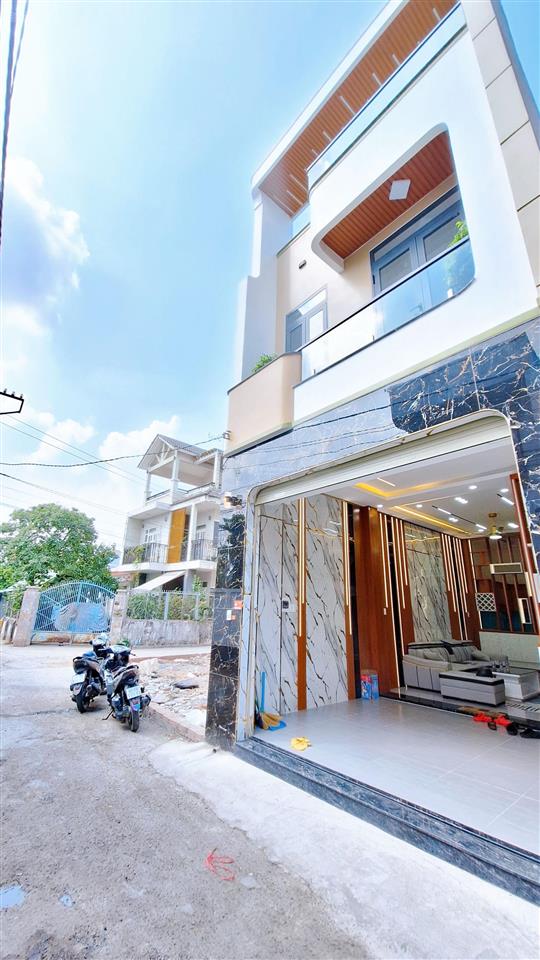 Nhà lầu vị trí đẹp tại kdc bửu hòa cần bán