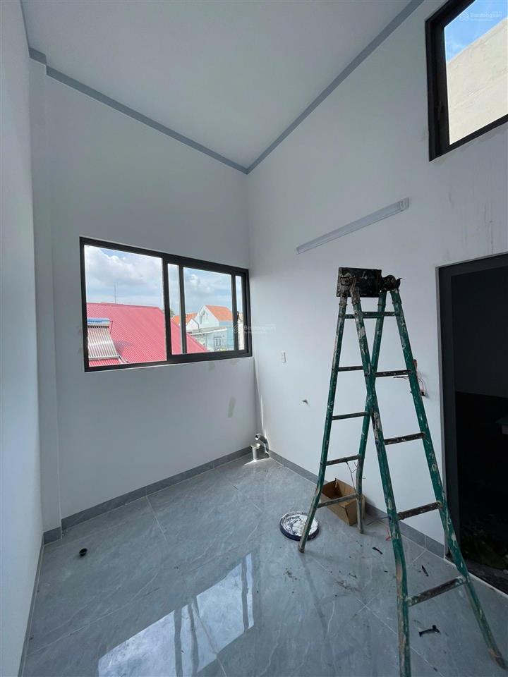 Cần bán nhà mới xây tại kdc bửu hòa biên hòa.
