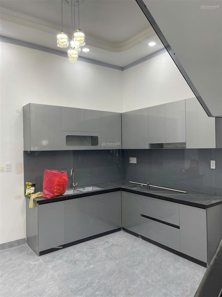 Cần bán nhà mới xây tại kdc bửu hòa biên hòa.