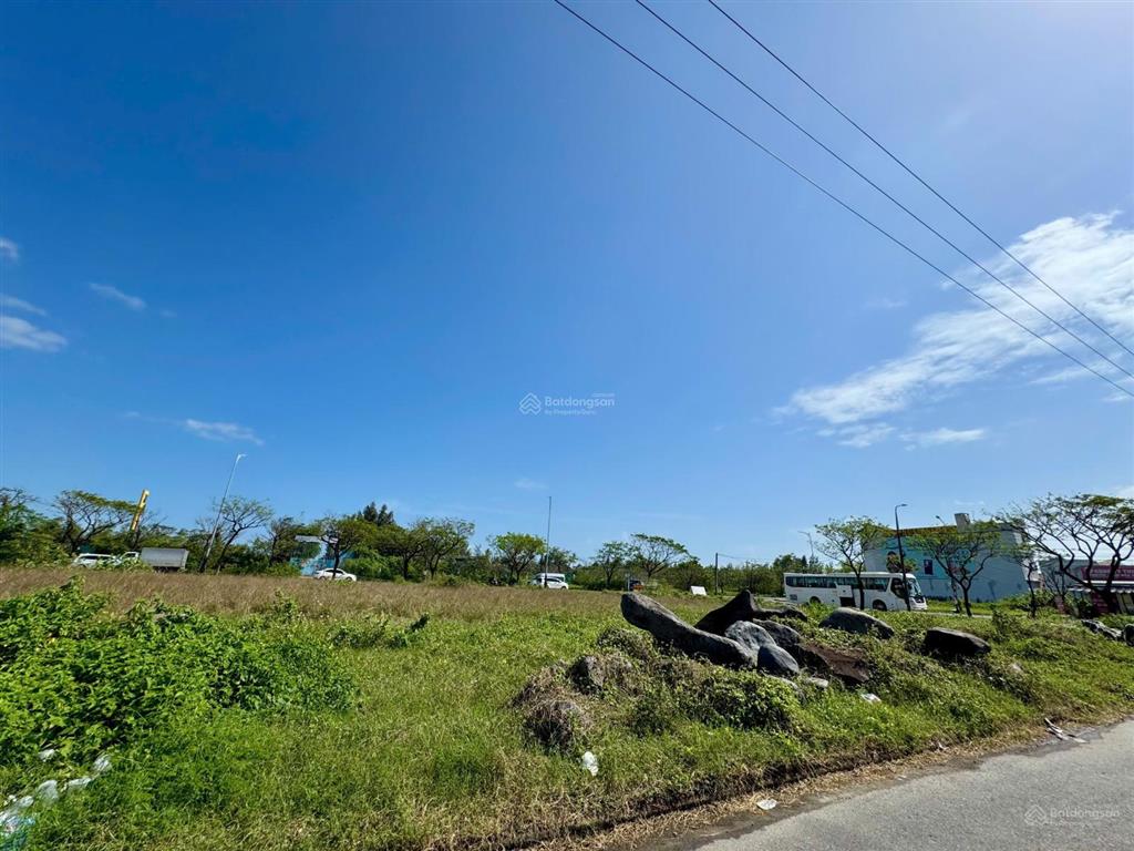 Bán lô đất đẹp 140m bề ngang 7m đường nguyễn phạm tuân sát ngay trường sa, cách bãi tắm chỉ 500m