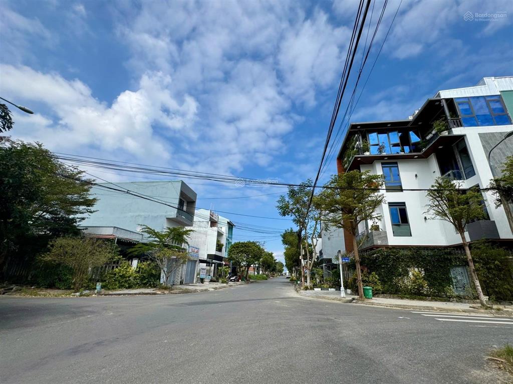 Bán lô đất đường 7,5m hoàng bình chính kê góc ngã tư thoáng, gần biển non nước
