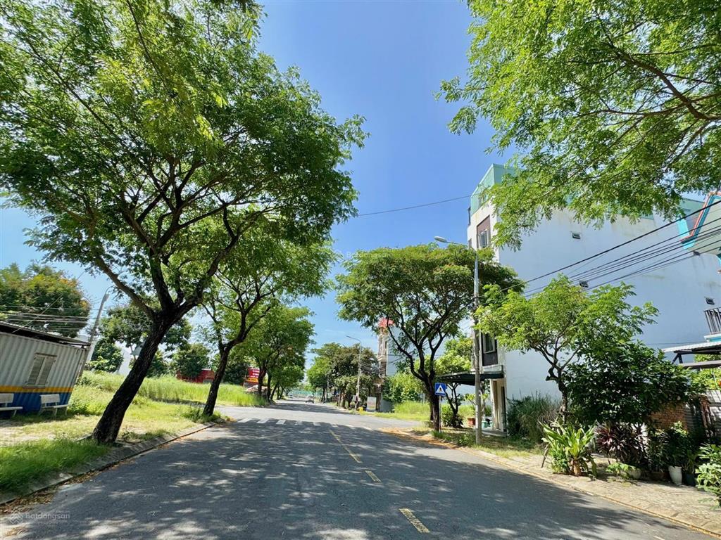 Bán nhanh góc 2mt 158,3m2 đường 10,5m bùi quốc khái với bát nàn công chúa khu biển tân trà. giá tốt