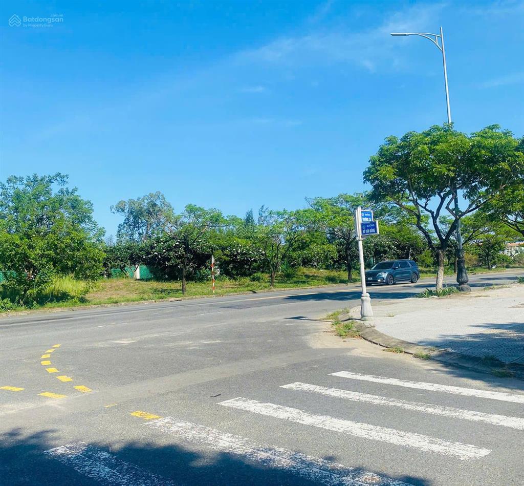 Lô đất đẹp 100m2 đường võ văn đồng hướng đn  trục thông sông và biển tân trà  giá cạnh tranh tuyến