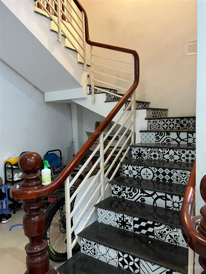 Bán nhà 3 tầng đường đỗ huy uyển đối diện vincom sông hàn, cách biển mỹ khê chỉ hơn 500m  giá tốt