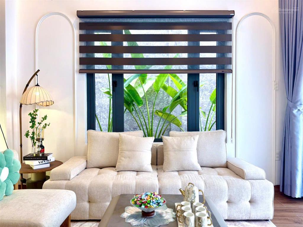 Siêu phẩm 4 tầng 2 mặt kiệt lâm hoành full nội thất mới đẹp ra biển mỹ khê chỉ vài bước chân