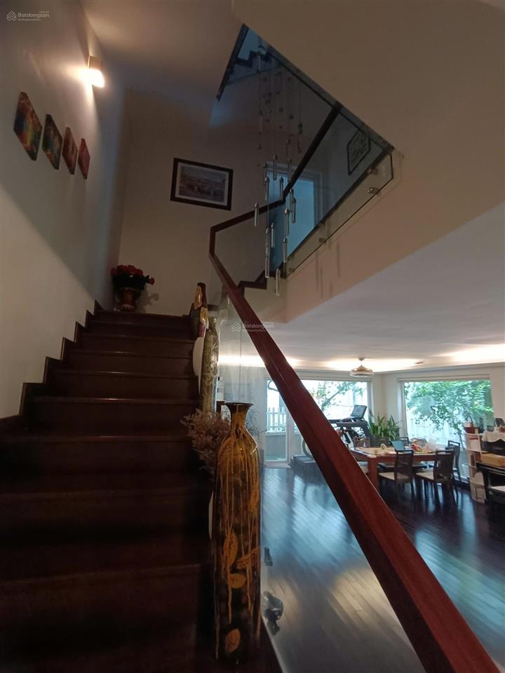 Rẻ nhất. bán 195m2 park river 35 tỷ. nhà full nội thất