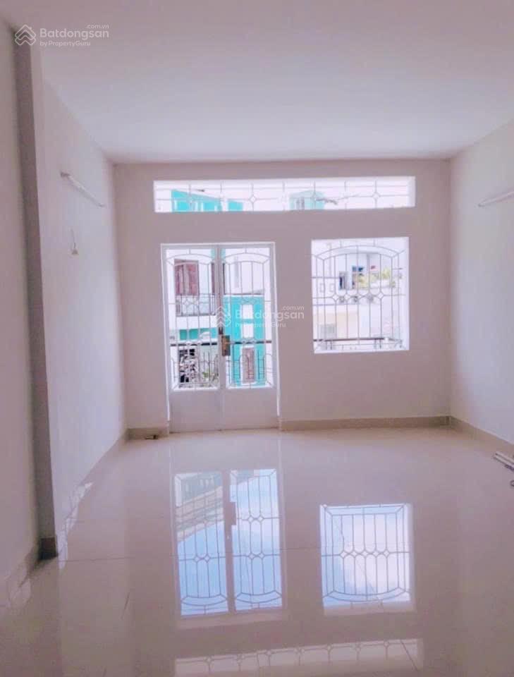 Nhà mặt tiền bùi hữu diện, dt 3.85 x 18.2m nở hậu 4m. trệt 2 lầu. gần chợ  aeon mall. giá 8.4tỷ