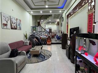 Chủ gửi bán gấp trong tháng nhà hẻm 673/ tỉnh lộ 10, dt 4x15m trệt 2 lầu. giá còn 5.5tỷ