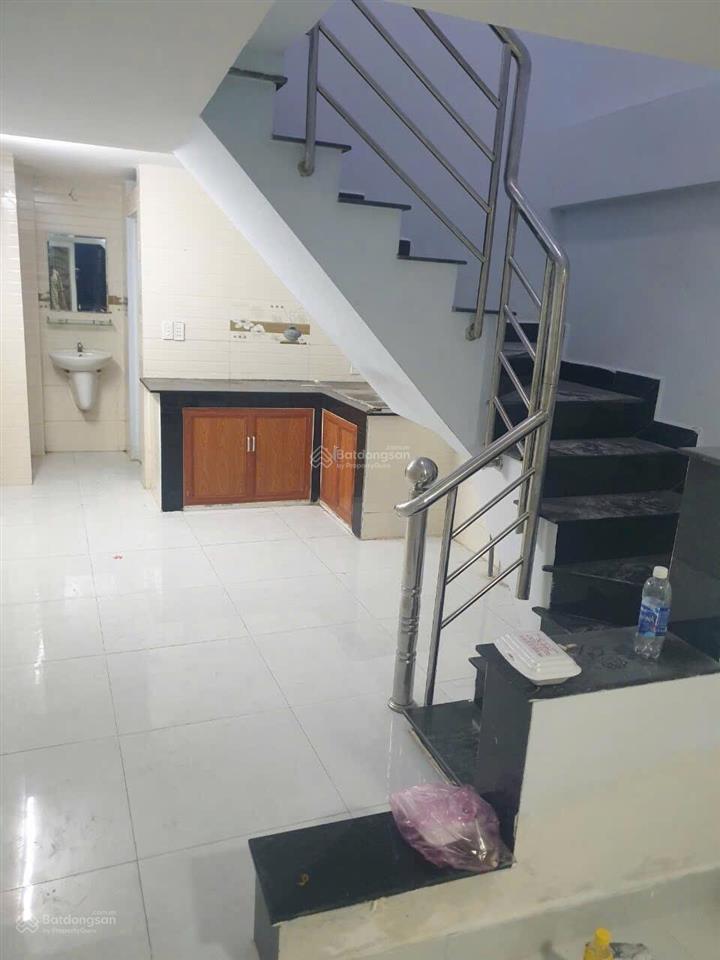 Nhà hxh 1051 hậu giang, dt 3x11m trệt 1 lầu đang có hđt lâu dài. giá chỉ 3tỷ750