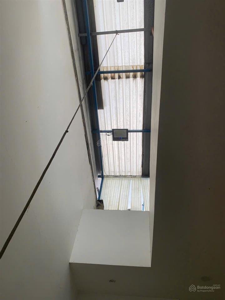 Nhà khu dân cư tên lửa, dt 5x19m thiết kế hiện đại nhà mới vào ở liền. giá 12tỷ5 thương lượng