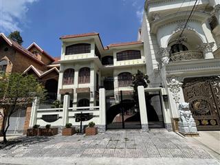 Nhà biệt thự kiểu pháp kdc tên lửa. dt 10 x 18.5m trệt 2 lầu. giá 27tỷ có thương lượng