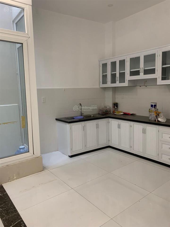 Nhà mặt tiền khu tên lửa, 4.5 x 15m trệt 2 lầu đúc kiên cố. giá 7.5tỷ có thương lượng