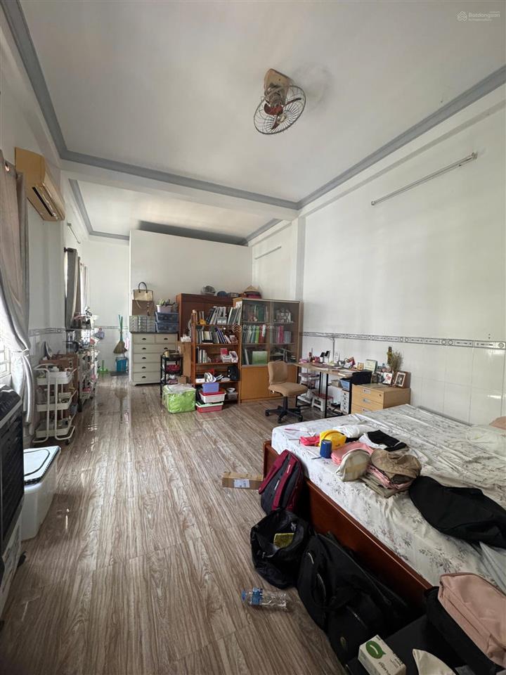 Nhà góc 2 mặt tiền khu tên lửa, dt 4x13.5m trệt 1 lửng 3 lầu sân thượng giá 9.8tỷ thương lượng